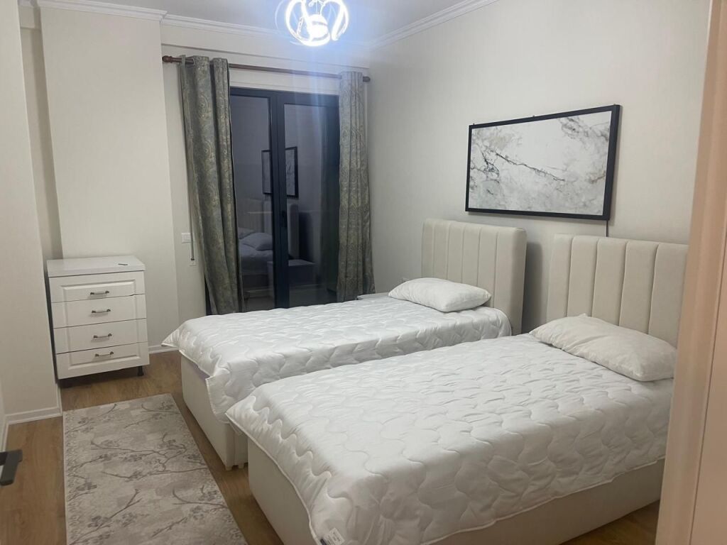 Jepet me Qera 1+1 pran Klan TV