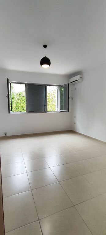 650m2 - Spazio per Uffici in Affitto