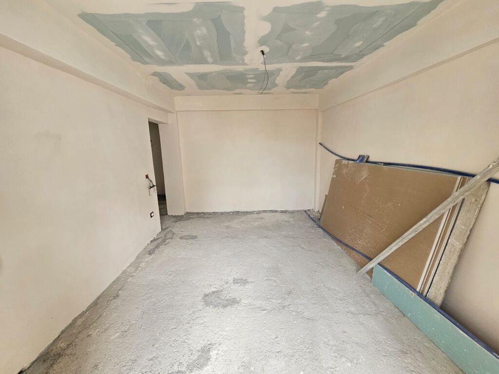🏡 SHITET APARTAMENT 2+1 PALLAT EGZISTUES, PRANE BLU STAR , DURRES