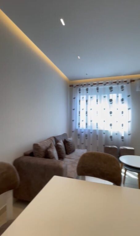 🏡 Shitet Apartament 1+1 në Misto Mame