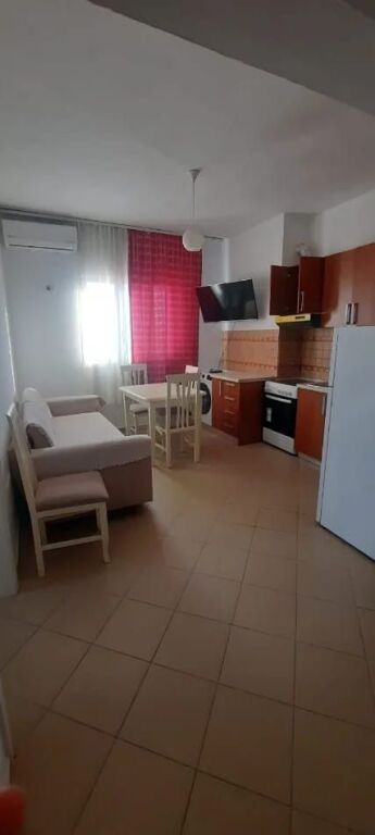 Jepet Me Qera Apartament 2+1+1 Ballkon