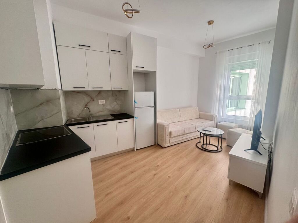 Appartamento in affitto 1+1 - 📍Ali Demi, complesso Kadiu 400 mila leke