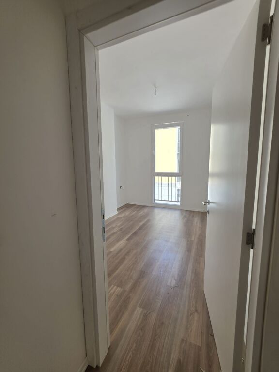 shitet apartament 1+1,1800 euro/m2,sauk i vjeter,kati 2