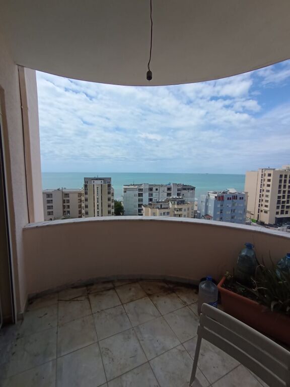 Shitet Apartment 1+1 Shkembi kavajes