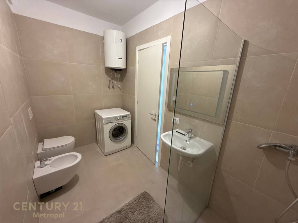 For Rent 2+1+Parking in Univers City