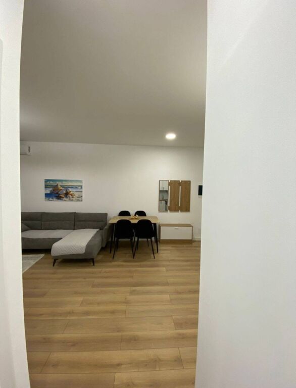 🏡 APARTAMENT MODERN ME QIRA – DON BOSKO, TIRANË