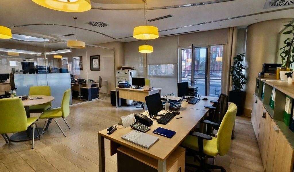 Ufficio in affitto vicino ad Air Albania