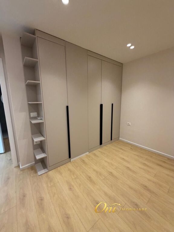 JEPET VILE ME QERA 200M2 FARKE