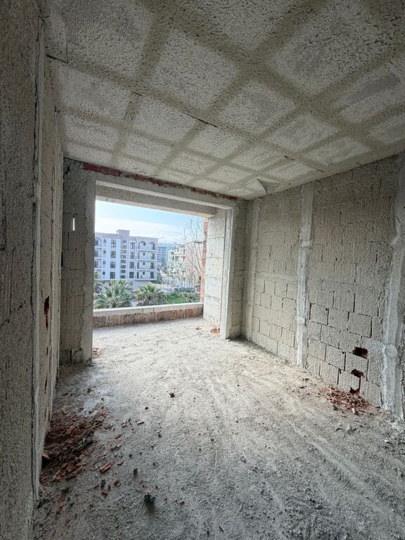 🏡 Apartament 1+1 në shitje – Golem.