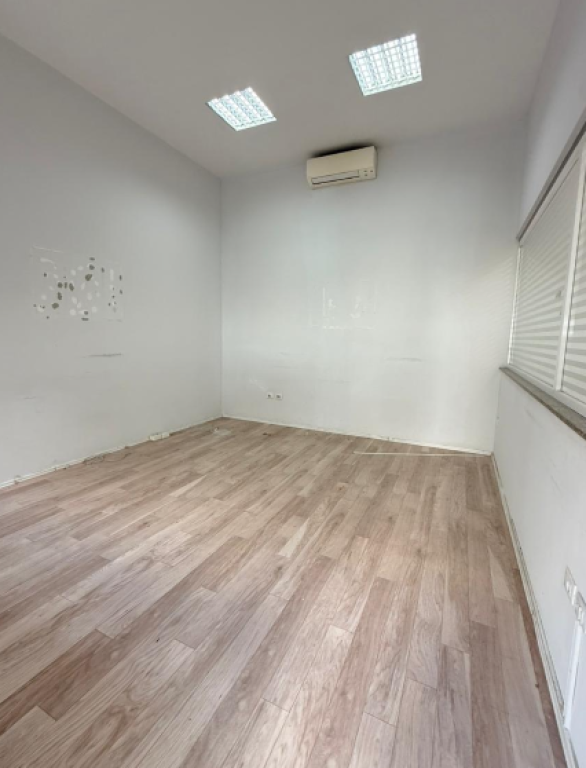 OCCASIONE – Locale in Affitto presso Kika 2