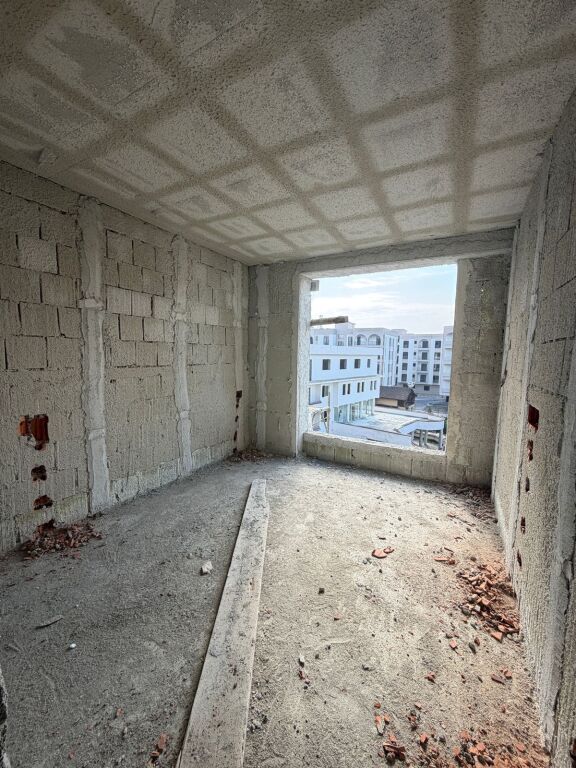 🏡 Apartament 1+1 në shitje – Golem.