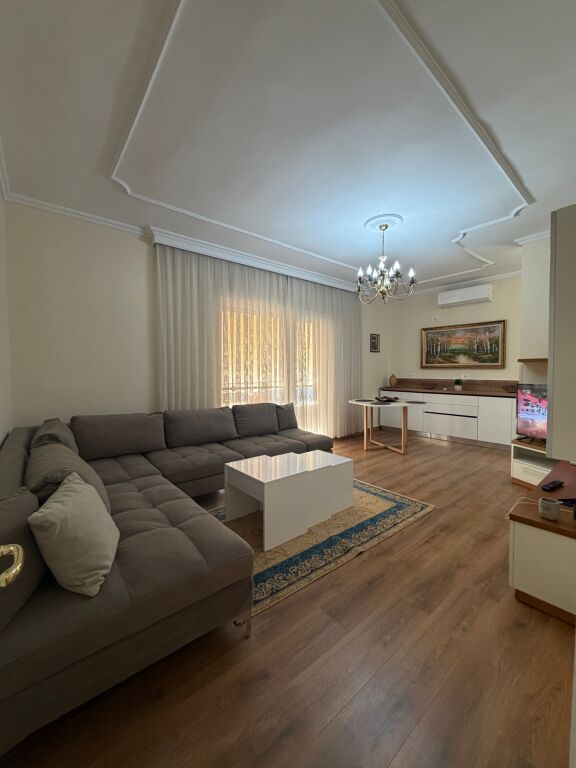 Jepet apartament 2+1 me qira  Pazari i Ri ,Qender