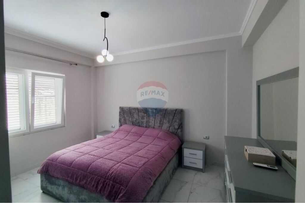 For rent (2+1) plus parking space, Selitë