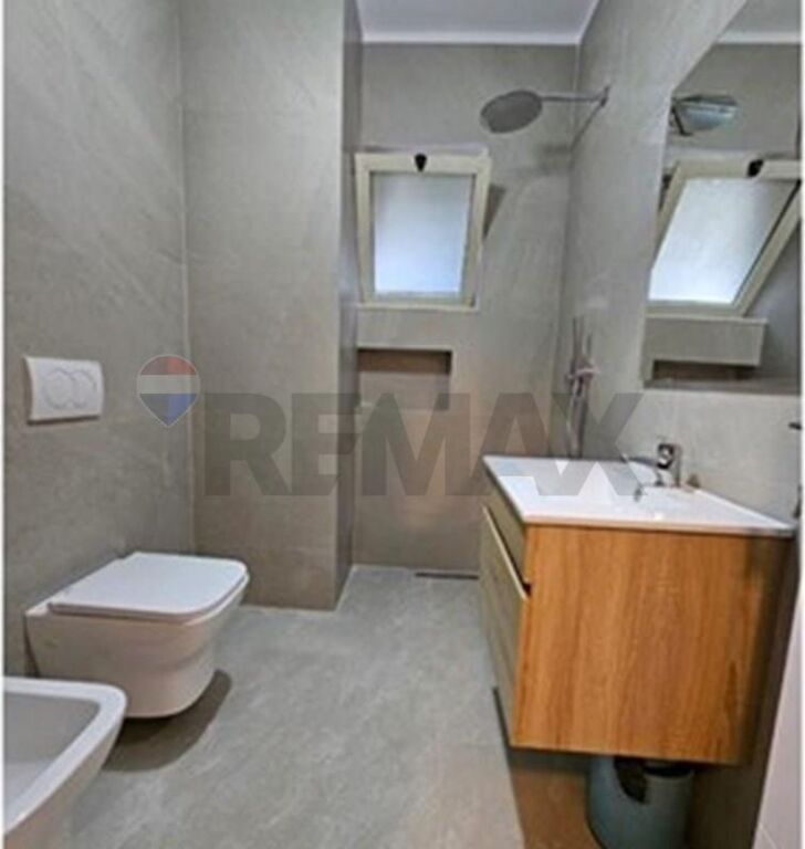 Shitet apartament 1+1 tek Mine Peza