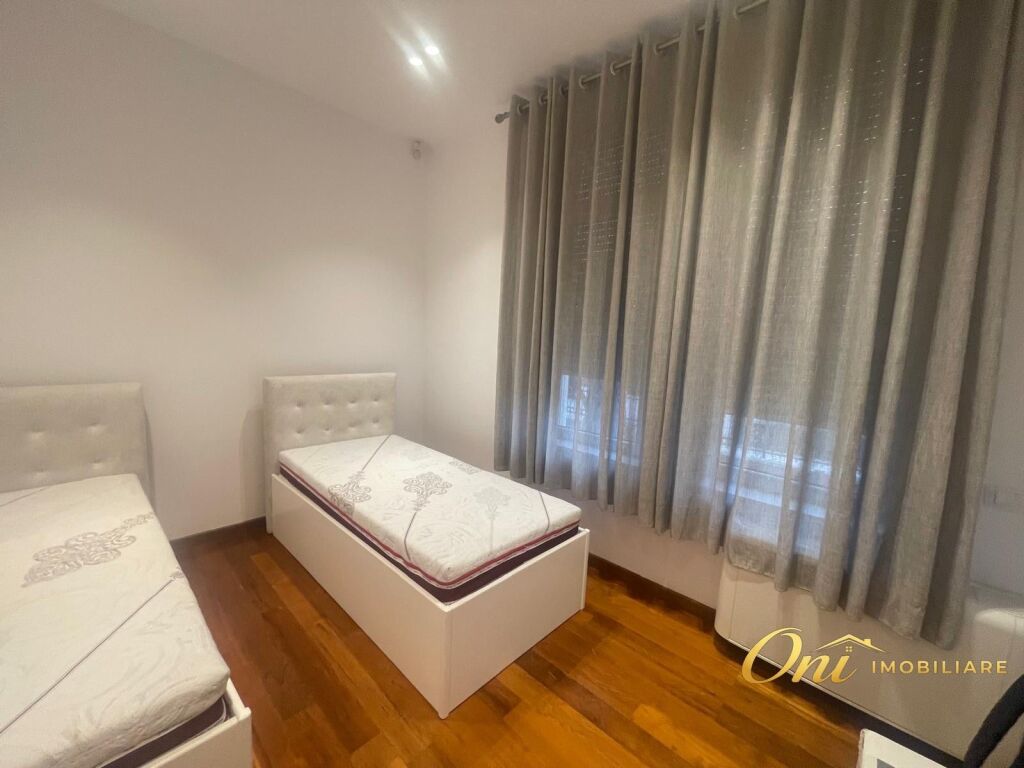 VILLA IN AFFITTO 2 PIANI RESIDENZA LONG HILLS 1