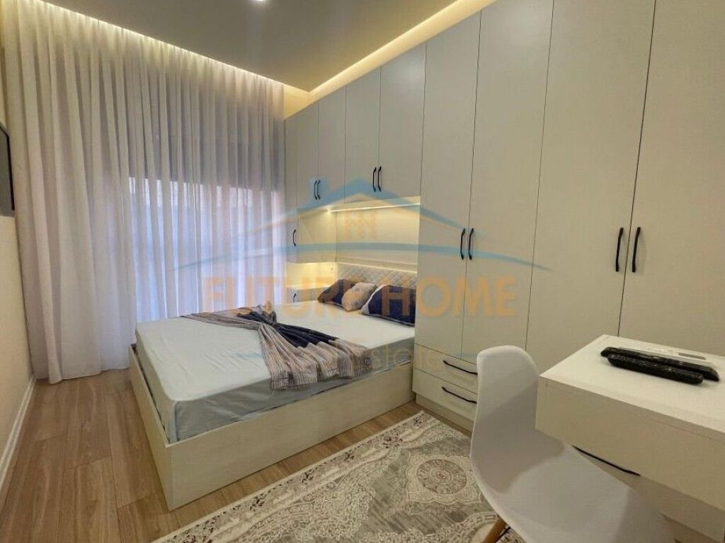 For sale, Apartment 1+1, Jordan Misja Street, Tirana