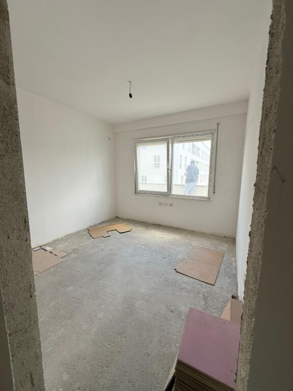 APPARTAMENTO 2+1 CON VERANDA IN VENDITA VICINO A KIKA 2