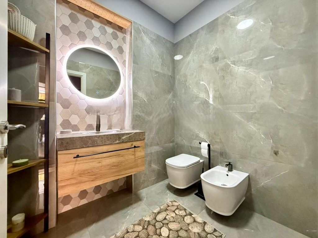 SHESIM APARTAMENT 2+1+2 TE KOMPLEKSI "PANORAMA" 290,000 €