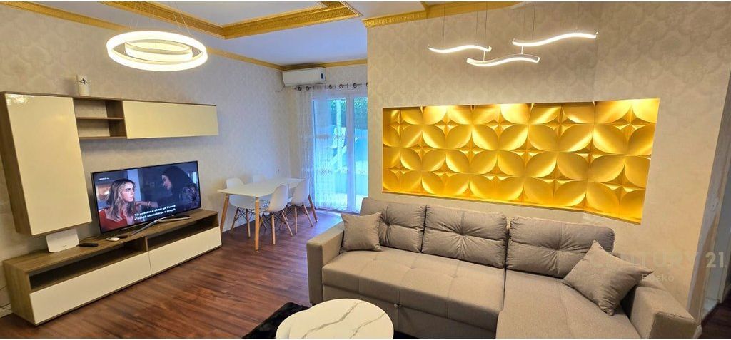 2+1 Apartment for sale near Radisson Hotel Dry Lake, Tirana 235,000 €