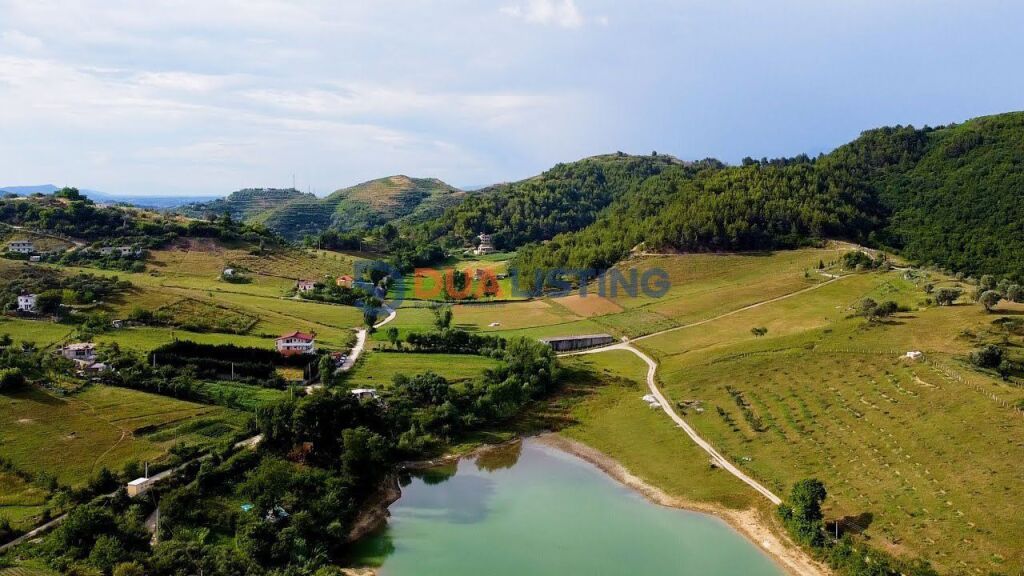 🌿 Shesim Tokë me Super Pozicion 📍Liqeni i Kombinatit