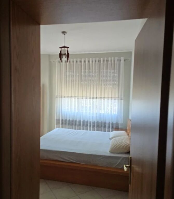 Apartament Me Qera 2+1 Tek Bulevardi Zogu i Pare ( ID B2201896) Tirane