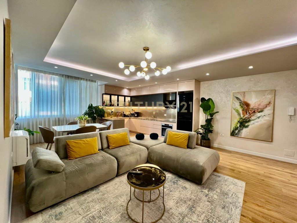 SHESIM, APARTAMENT PREMIUM 2+1+2 me POST PARKIMI te KOMUNA‼️