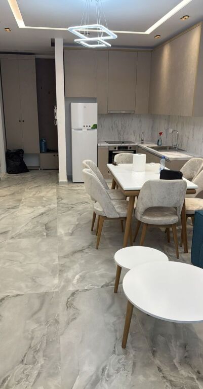 Apartament në shitje – Mali i Robit (Golem)
