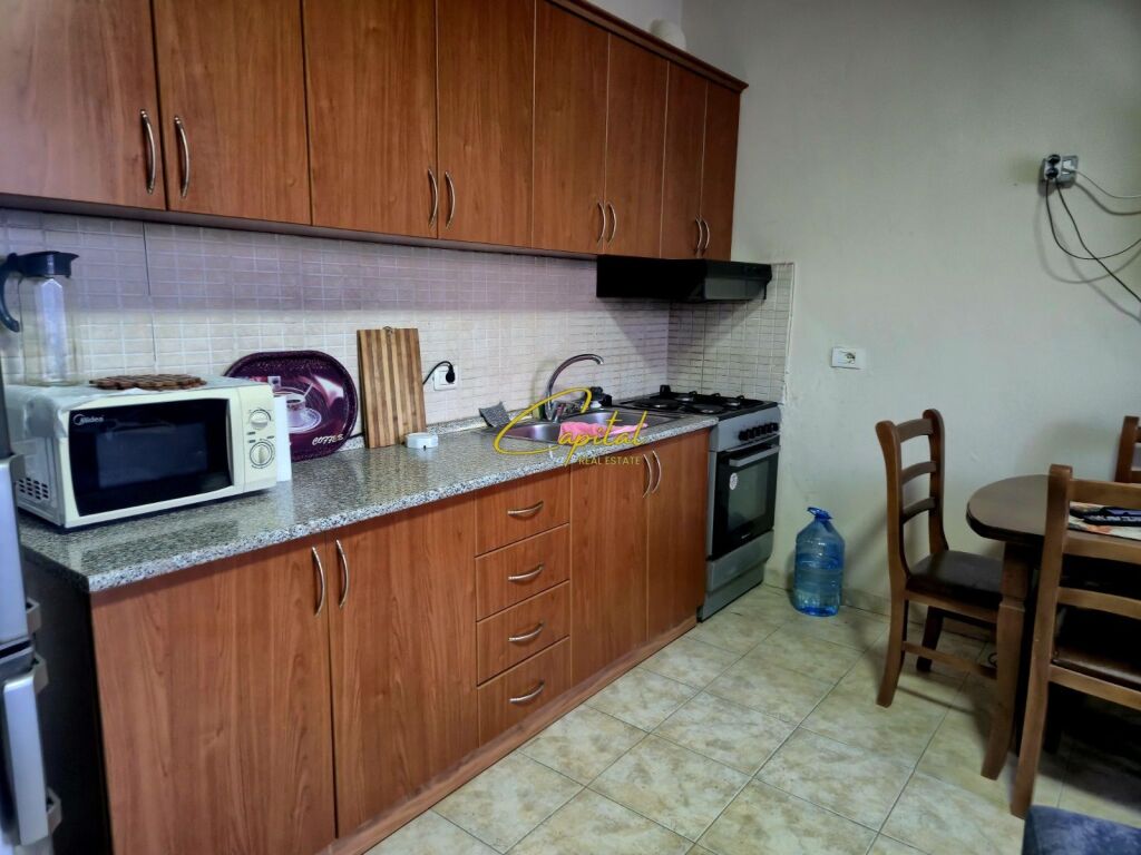 APARTAMENT ME QIRA 1+1 LAPRAKE 45.000 LEKE