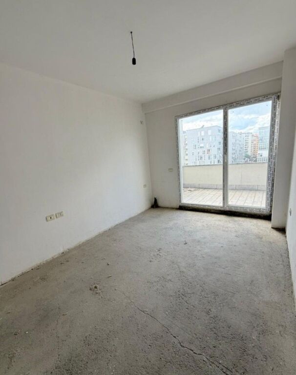 🏢APARTAMENT 2+1 ME VERANDË PËR SHITJE – NIKU KONSTRUKSION, Komuna Parisit!📍