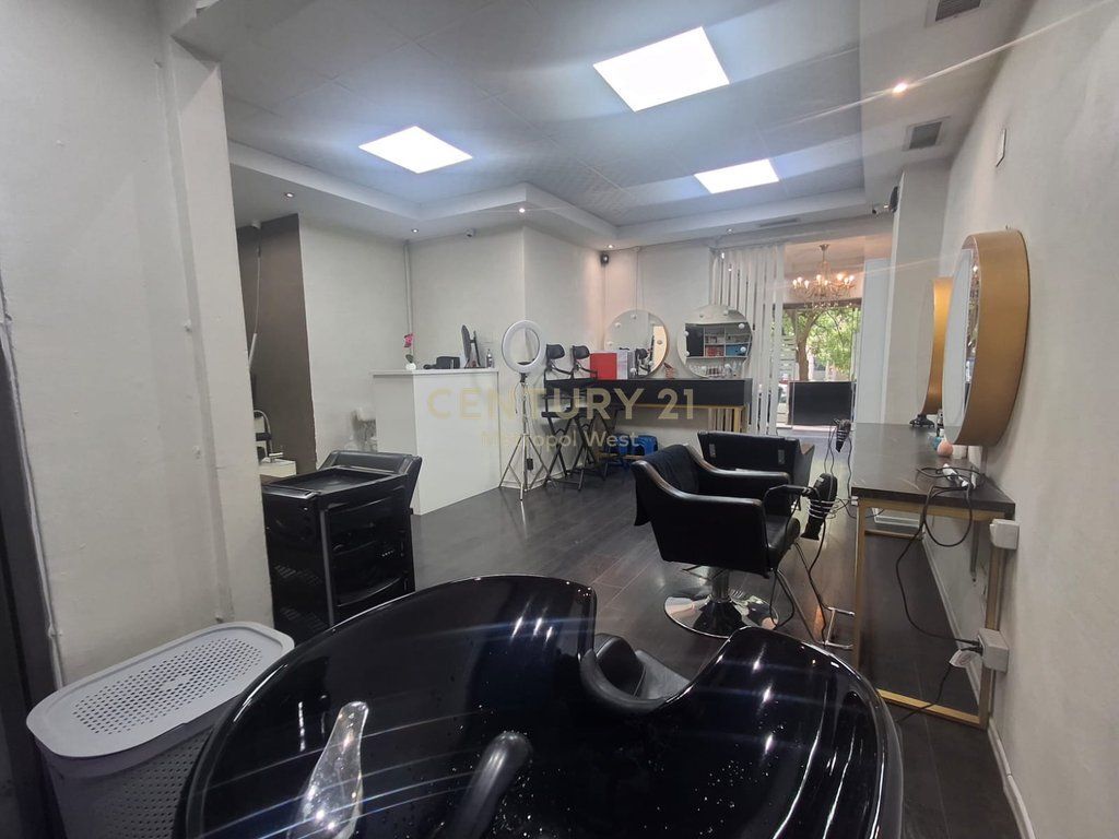 BUSINESS FOR SALE “Nails, Hair &amp; Make Up Beauty Salon” at the Ballet School!