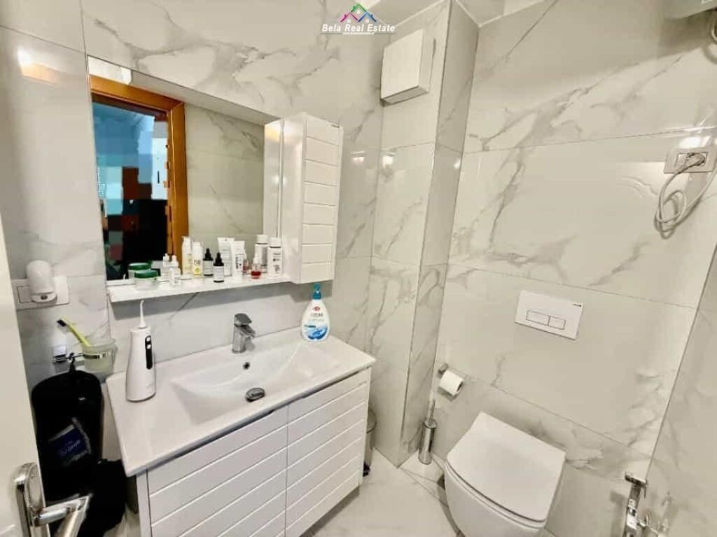 Apartament Me Qera 2+1 Tek Komuna E Parisit (ID B2201895) Tirane