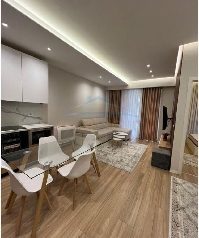 For sale, Apartment 1+1, Jordan Misja Street, Tirana