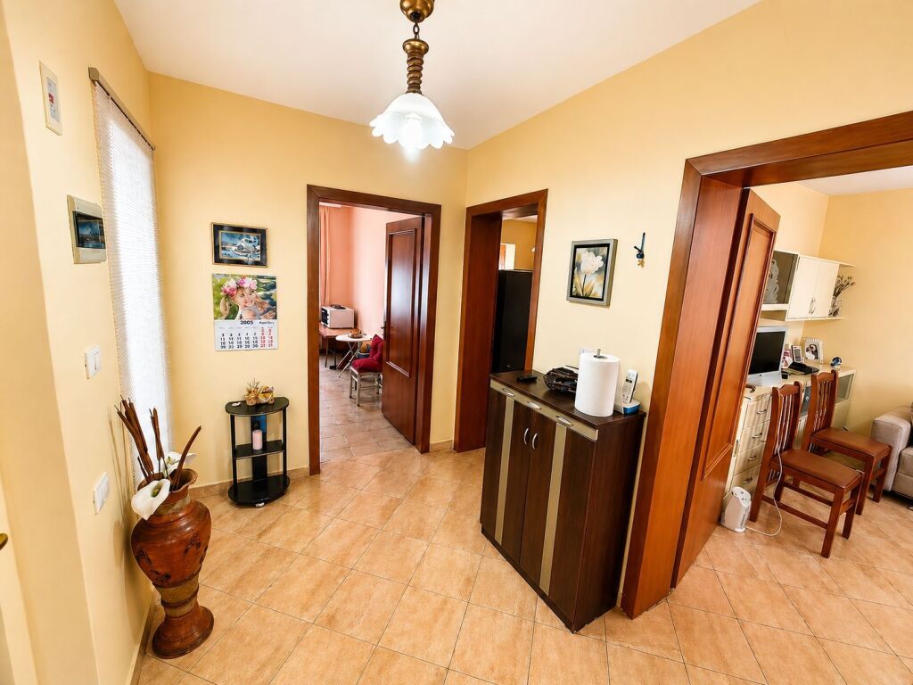 IN VENDITA APPARTAMENTO 2+1+BALCONE+DEPOSITO " VICINO ALLA SCUOLA VASIL SHANTO" 120000 EURO