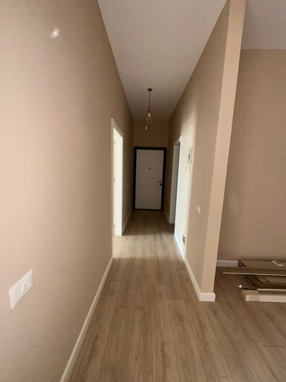 🏡 **Porta e Re – Apartament 1+1 në shitje**