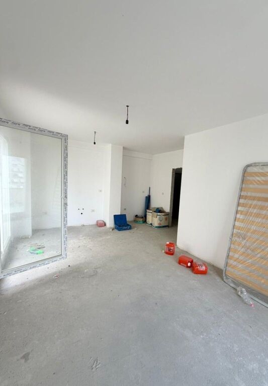 🏢APARTAMENT 2+1 ME VERANDË PËR SHITJE – NIKU KONSTRUKSION, Komuna Parisit!📍