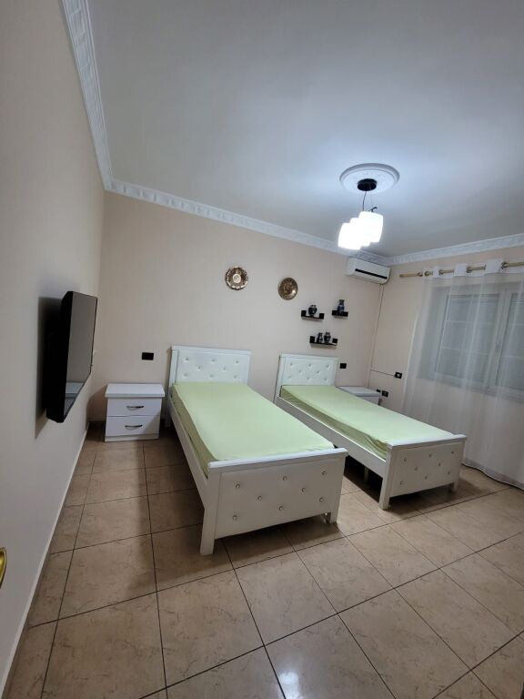 🏡 APPARTAMENTO IN AFFITTO 2+1 – VIA FORTUZI, TIRANA