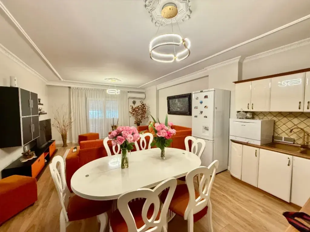 Apartment 2+2 for rent in one of the most sought-after areas of Tirana, at Komuna e Parisit, opposite Pasticeri Nefeli.