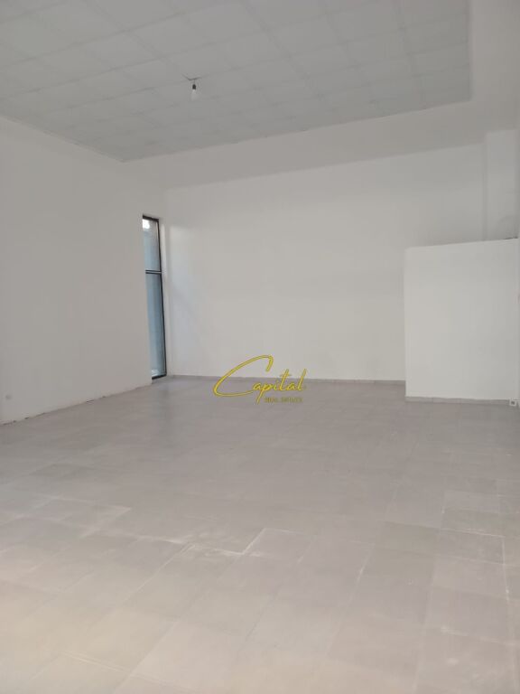 LOCALE COMMERCIALE IN AFFITTO 90 M2 XHAMLLIKU 50.000 LEKE