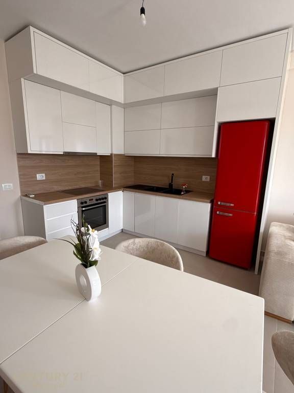 For Rent 2+1+Parking in Univers City