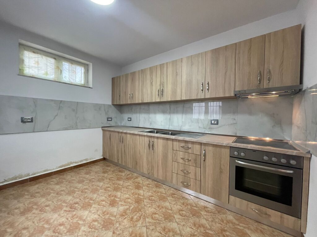 FOR RENT APARTMENT 1+1 BARDHYL STREET 400 EURO