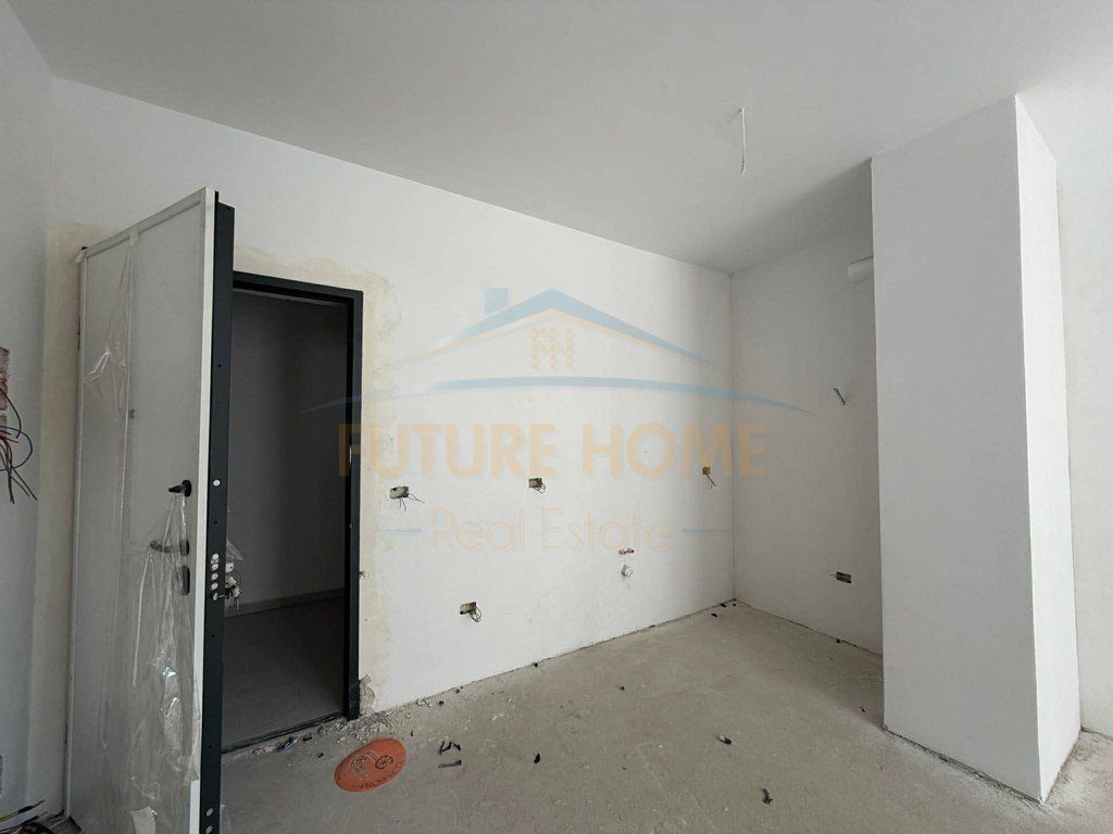 Shitet, Apartament 1+1, Univers City