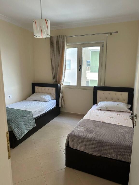 Appartamento con vista mare in affitto a lungo termine Lungomare Vlore