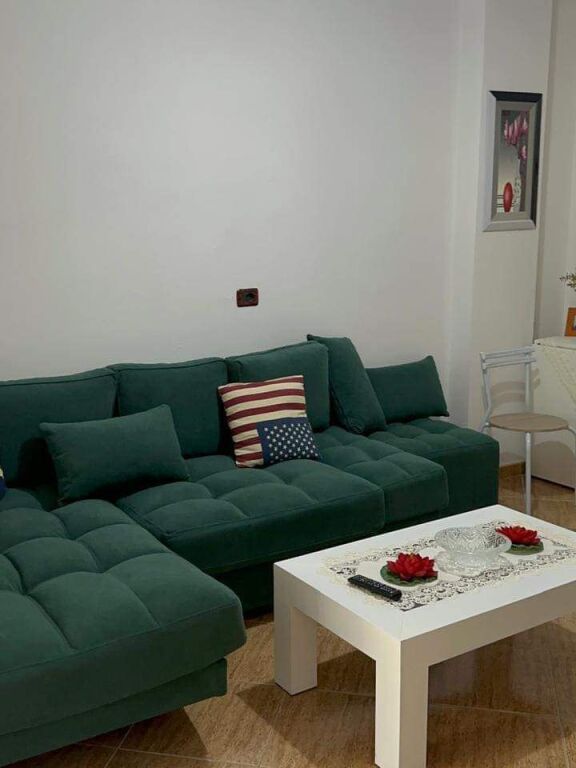 SHITET APARTAMENT 1+1 TEK UJËSJELLËSI , DURRËS