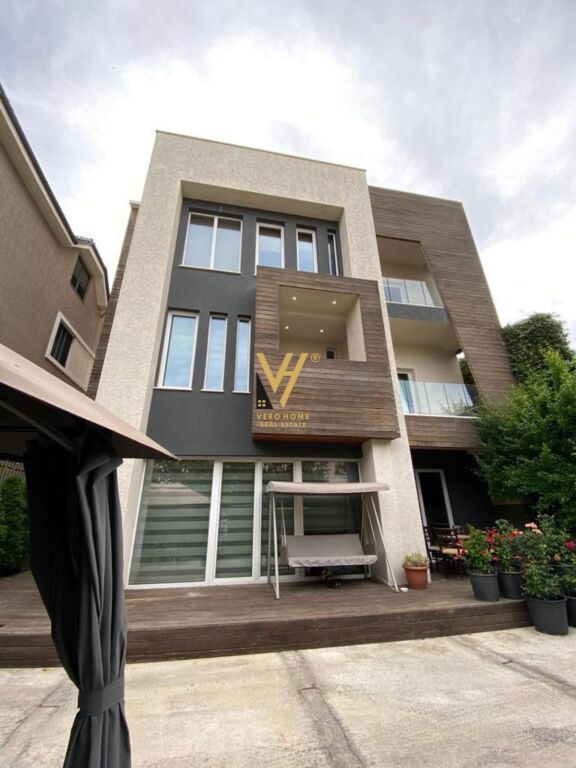 3-STOREY VILLA FOR SALE ON ELBASAN STREET 850,000 EURO