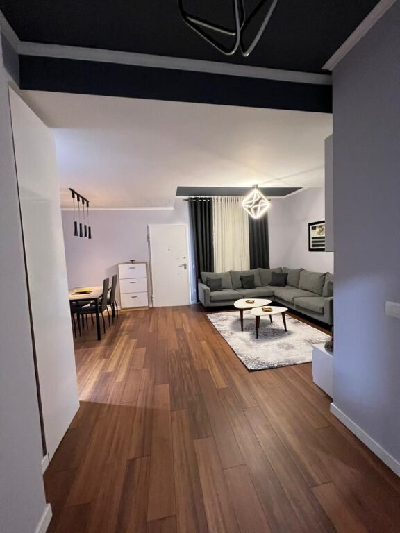 Affittiamo appartamento 2+1 in Via Eduart Mano !