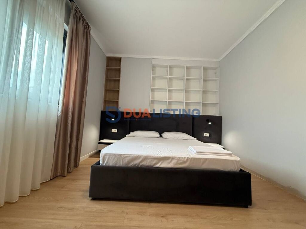 We rent a modern 2+1 apartment on Durrës Street near Hotel Colosseo!