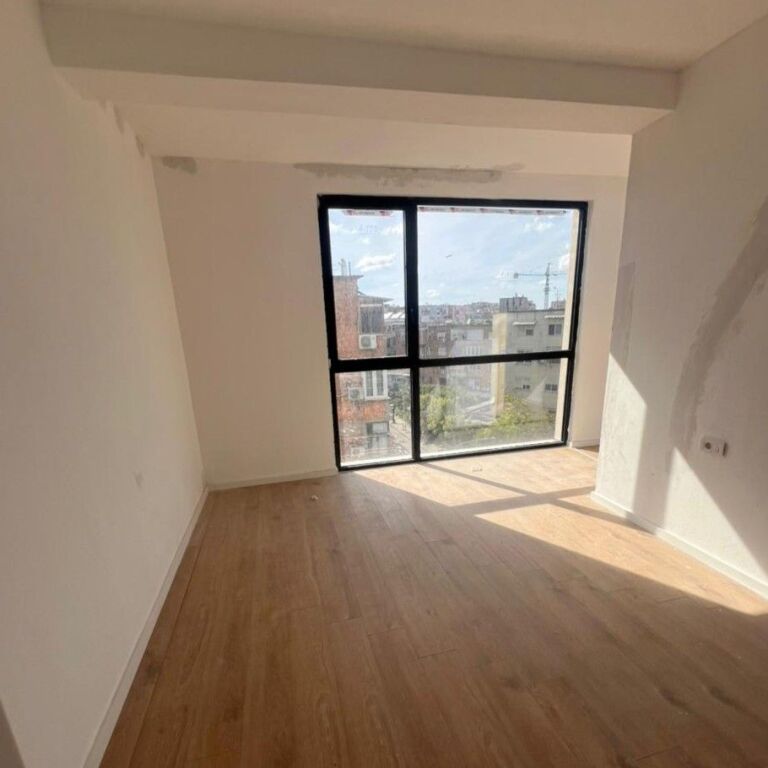 🏢✨ Ambiente Business / Ufficio in Affitto 3+1 – Golden Tower ✨🏢