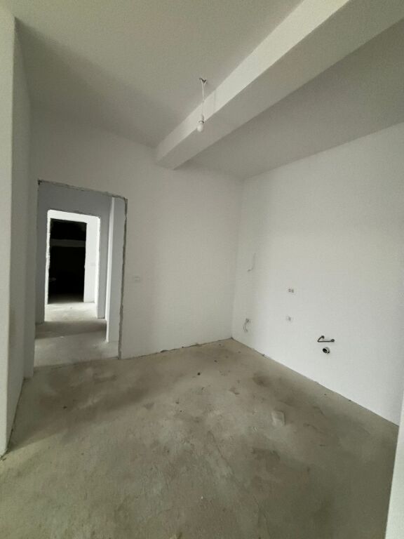 🏡 Shitet Apartament 2+1+2 + Post Parkimi – Univers City