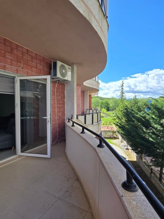 IN VENDITA: SUPER APPARTAMENTO 1+1 / Tushemisht – Pogradec