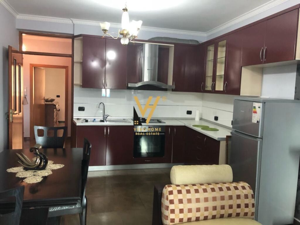 SHITET APARTAMENT 2+1 TE RRUGA E DIBRES 172.000 EURO